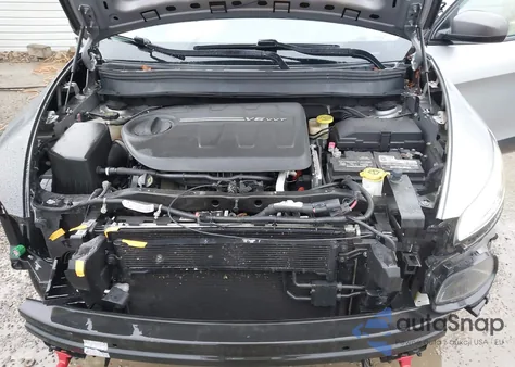 2015 Jeep Cherokee Trailhawk from USA, damaged, VIN 1C4PJMBS5FW779855